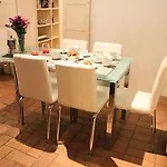 Couette-café Cibele